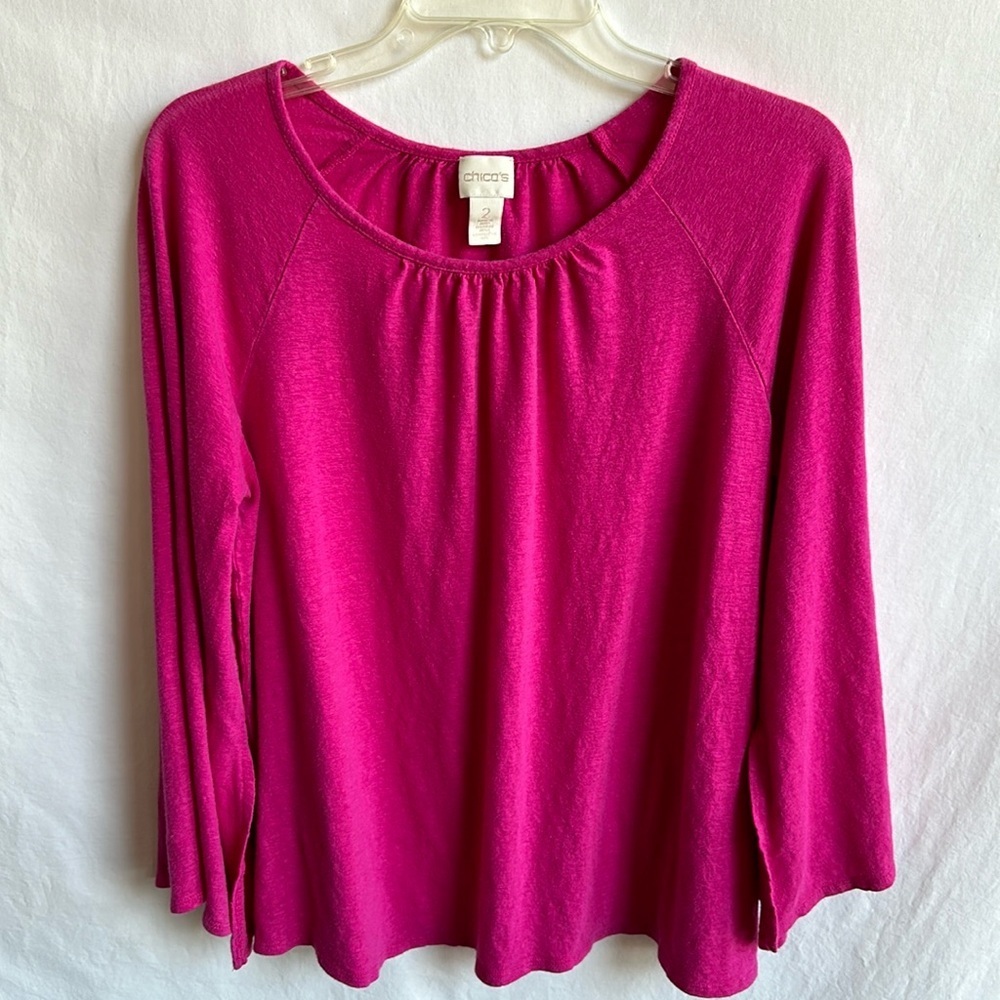 Chico’s hot pink long split bell sleeve top, size 2 (L/12)